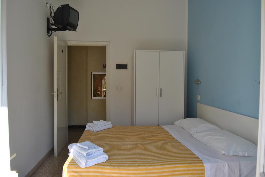 Viserbella di Rimini Le Aromatiche B&B מראה חיצוני תמונה