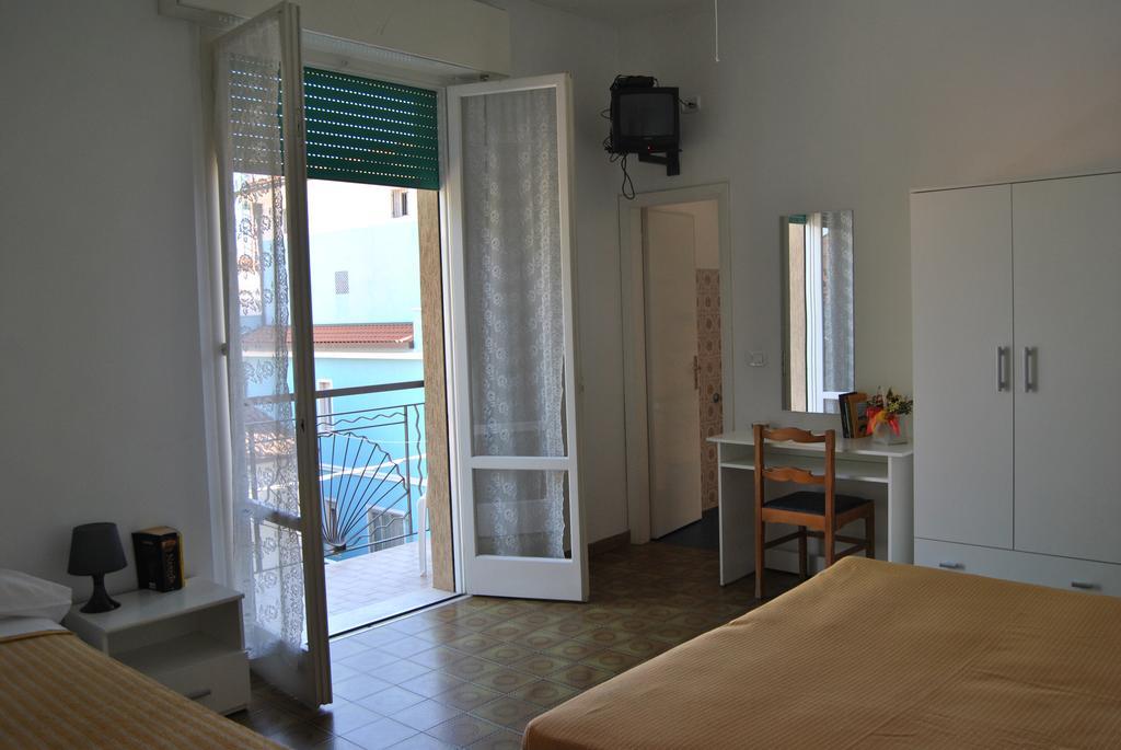 Viserbella di Rimini Le Aromatiche B&B מראה חיצוני תמונה